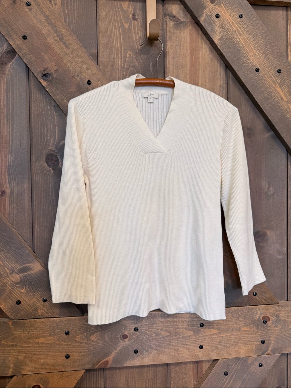 J. Jill Ivory V-Neck Ribbed Knit Sweater